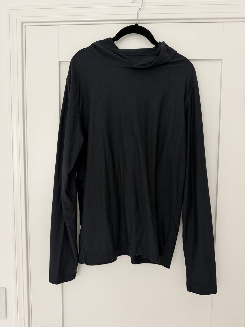 Vuori Size M Black Ponto Pullover Hoodie